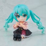 Nendoroid Doll Hatsune Miku Date Outfit Ver. (1)