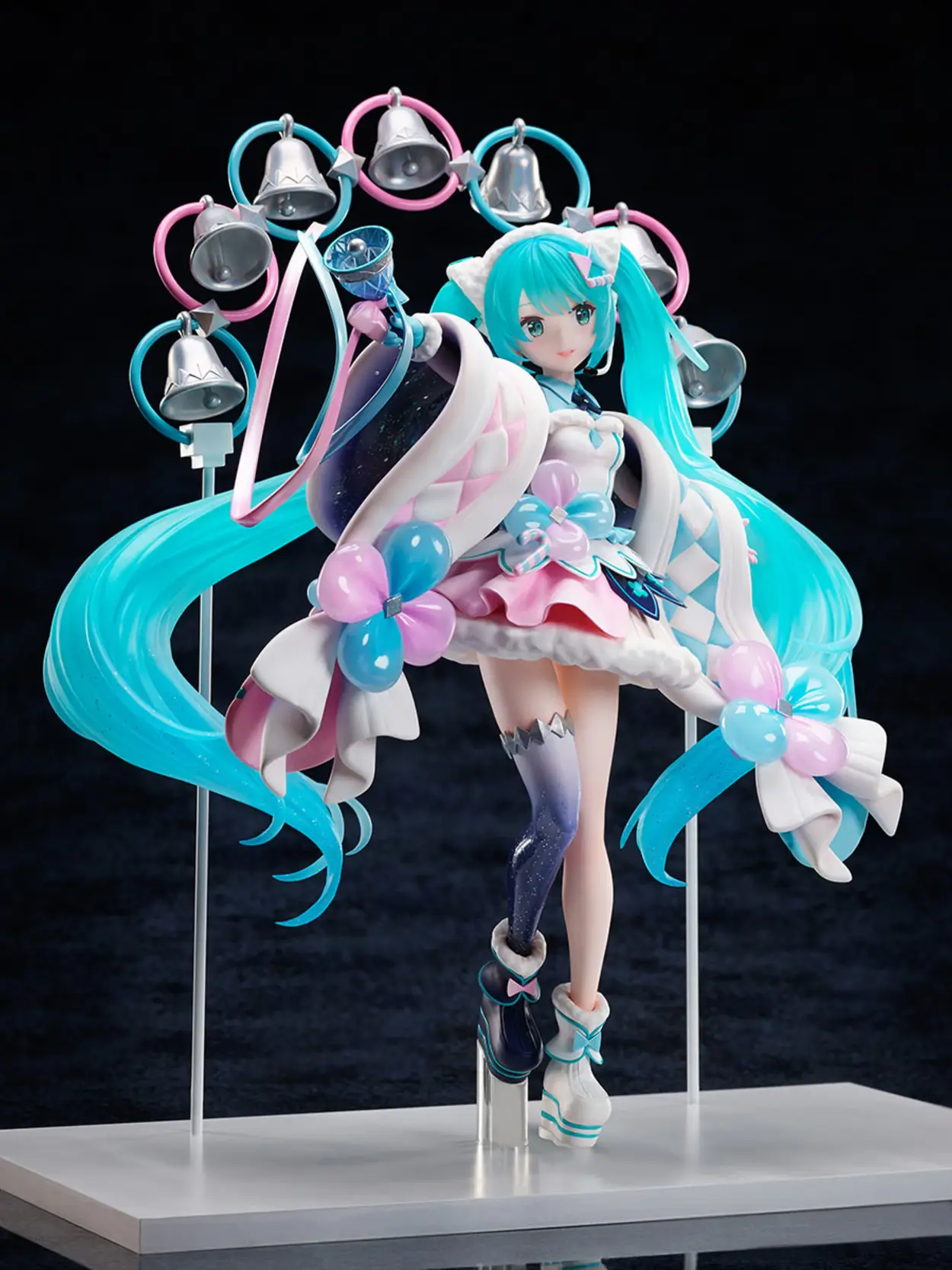 Furyu Hatsune Miku Magical Mirai 2020 Winter Festival Ver. 1/7 Scale ...