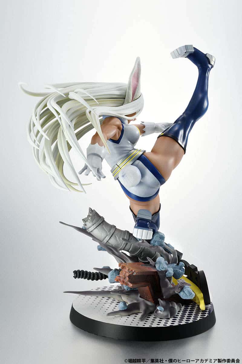 Boku no Hero Academia Mirko 1_8 Hero Suit Ver -Bell Fine- Takara Tomy- (1)