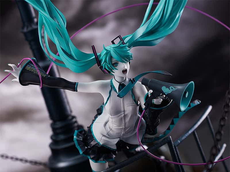 Hatsune Miku Love is War Refined 20th Anniversary Book (1)