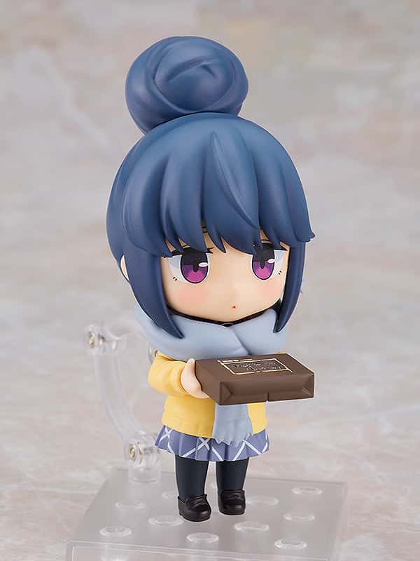 Nendoroid 2197 – Laid-Back Camp – Rin Shima- School Uniform Ver (1)
