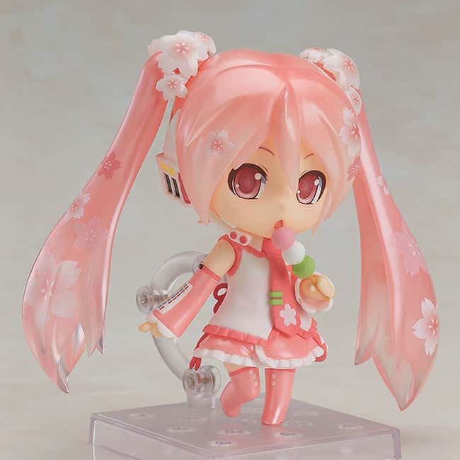 Nendoroid 500 – Character Vocal Series 01- Hatsune Miku – Sakura Miku- Bloomed in Japan (3)